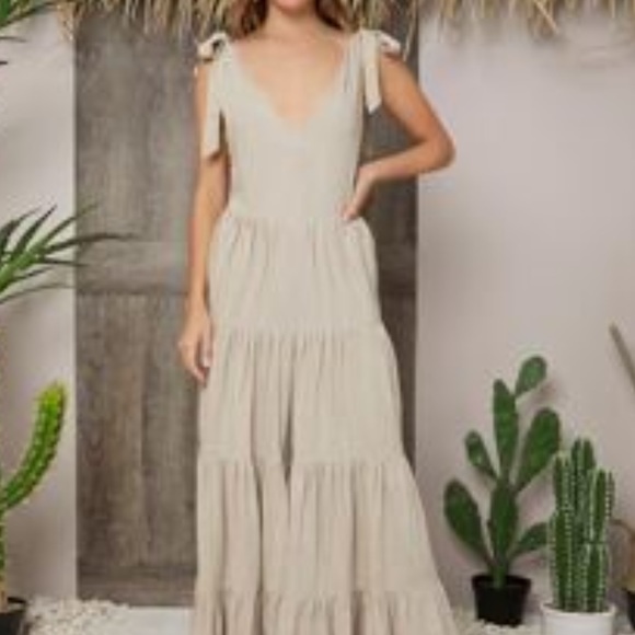 SHEIN pant romper cute one worn once. - Picture 2 of 9